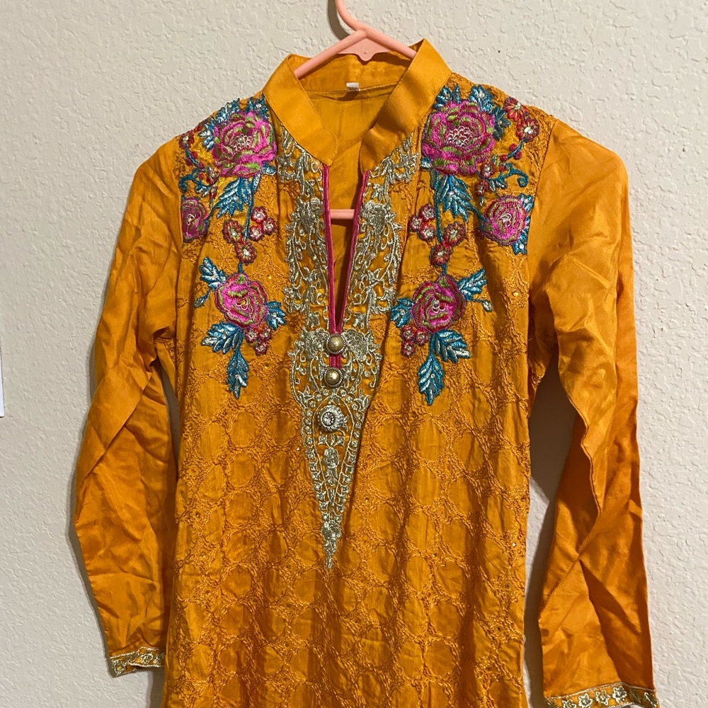 Pakistani Party Wear, Pakistani Dress View 4